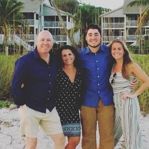 Meet your Posher, Gina